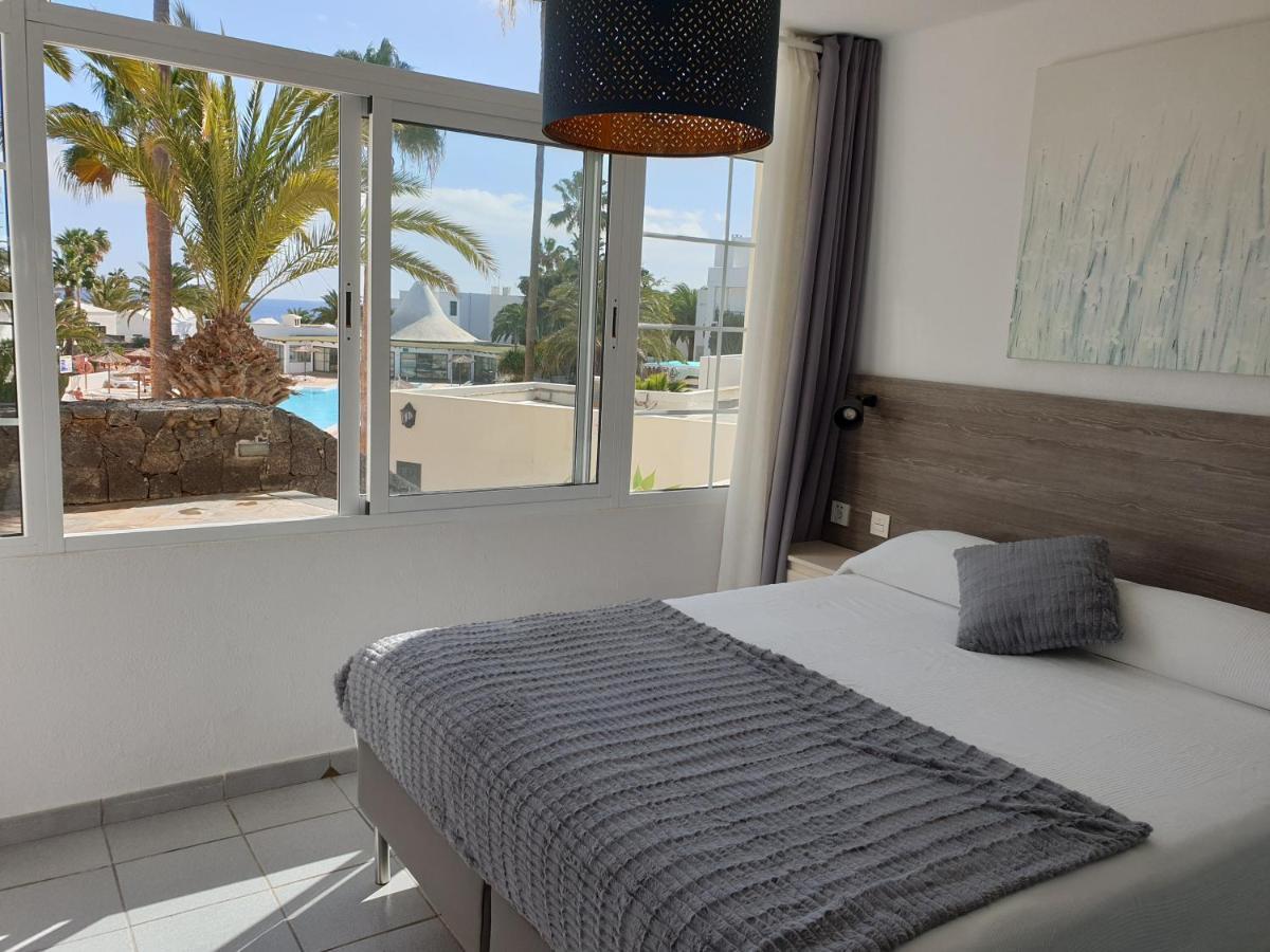 Luxury Apartamento Luz De Mar Complejo Playa Roca Costa Teguise Exterior foto